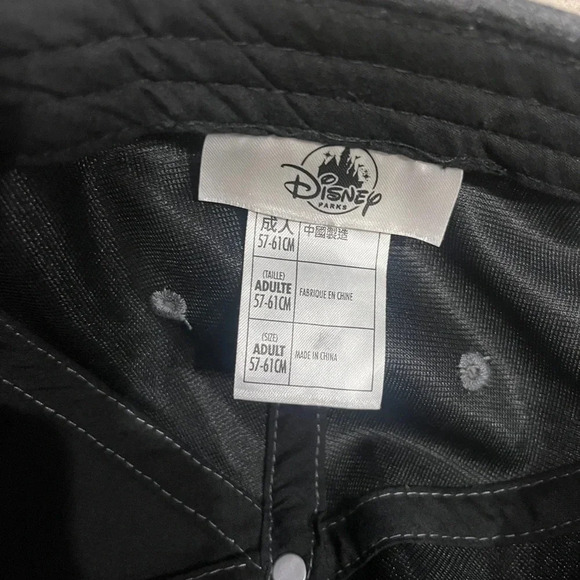 Walt Disney World Pirates of the Caribbean Black Gray Baseball Hat - Picture 6 of 6